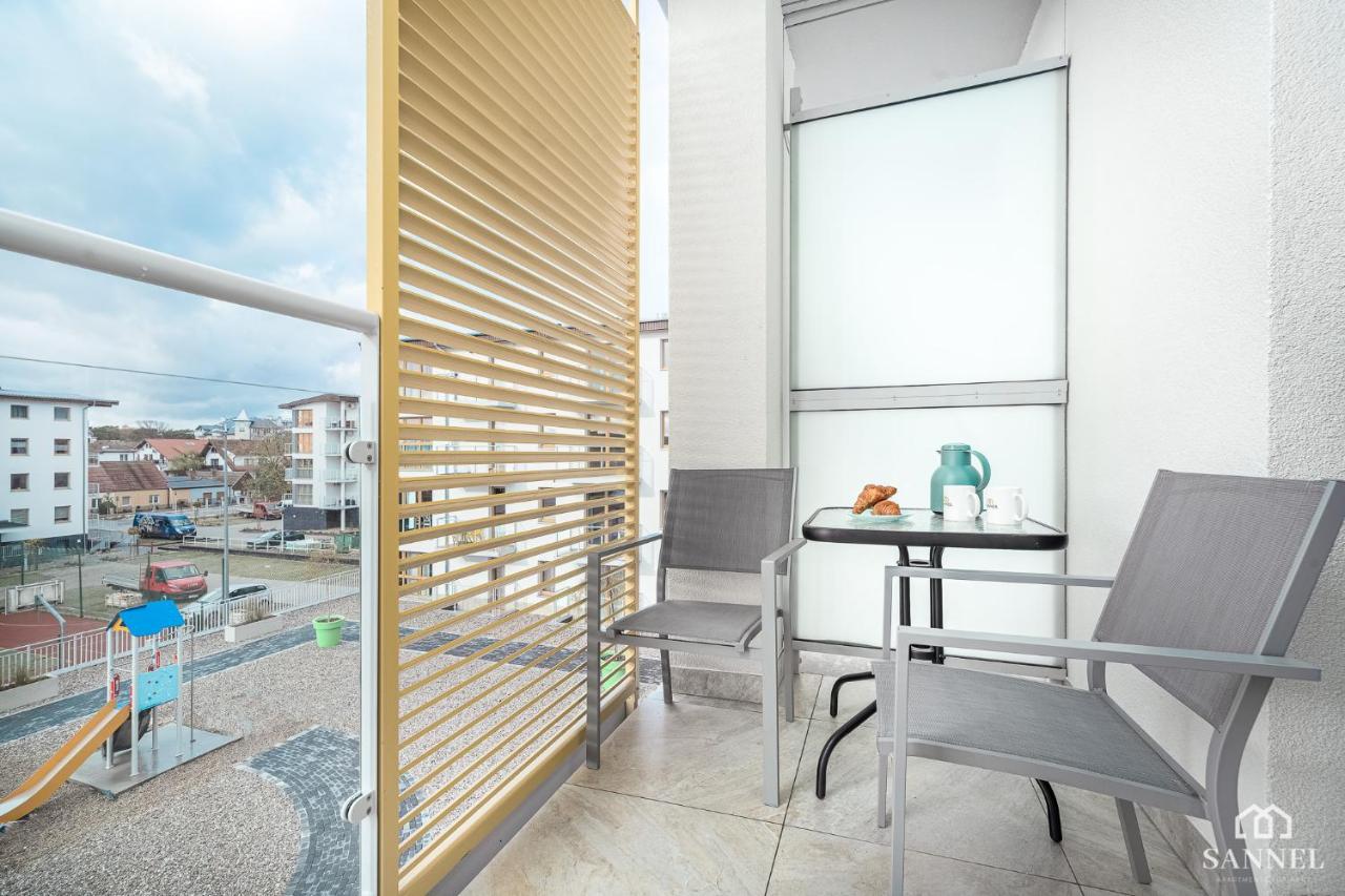 Apartament Lazure Przy Lesie-Sloneczne Tarasy Dziwnowek-Sannel Apartments For Rent Exteriör bild