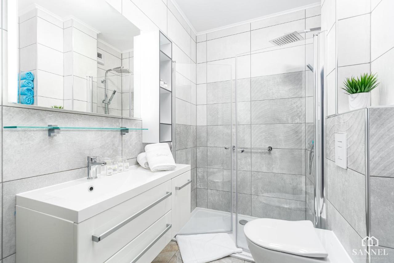Apartament Lazure Przy Lesie-Sloneczne Tarasy Dziwnowek-Sannel Apartments For Rent Exteriör bild